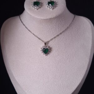 Parure fantaisie en argent – Cœur vert & éclat lumineux