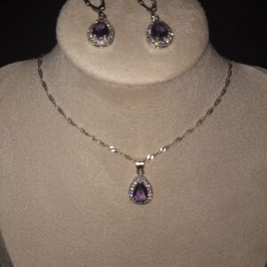 Parure fantaisie en argent – Goutte violette sertie de CZ