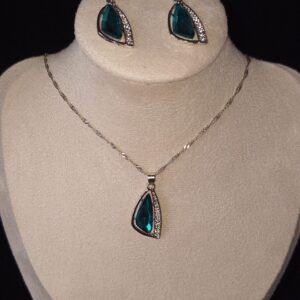 Parure en argent & cristal – Éclat de soirée