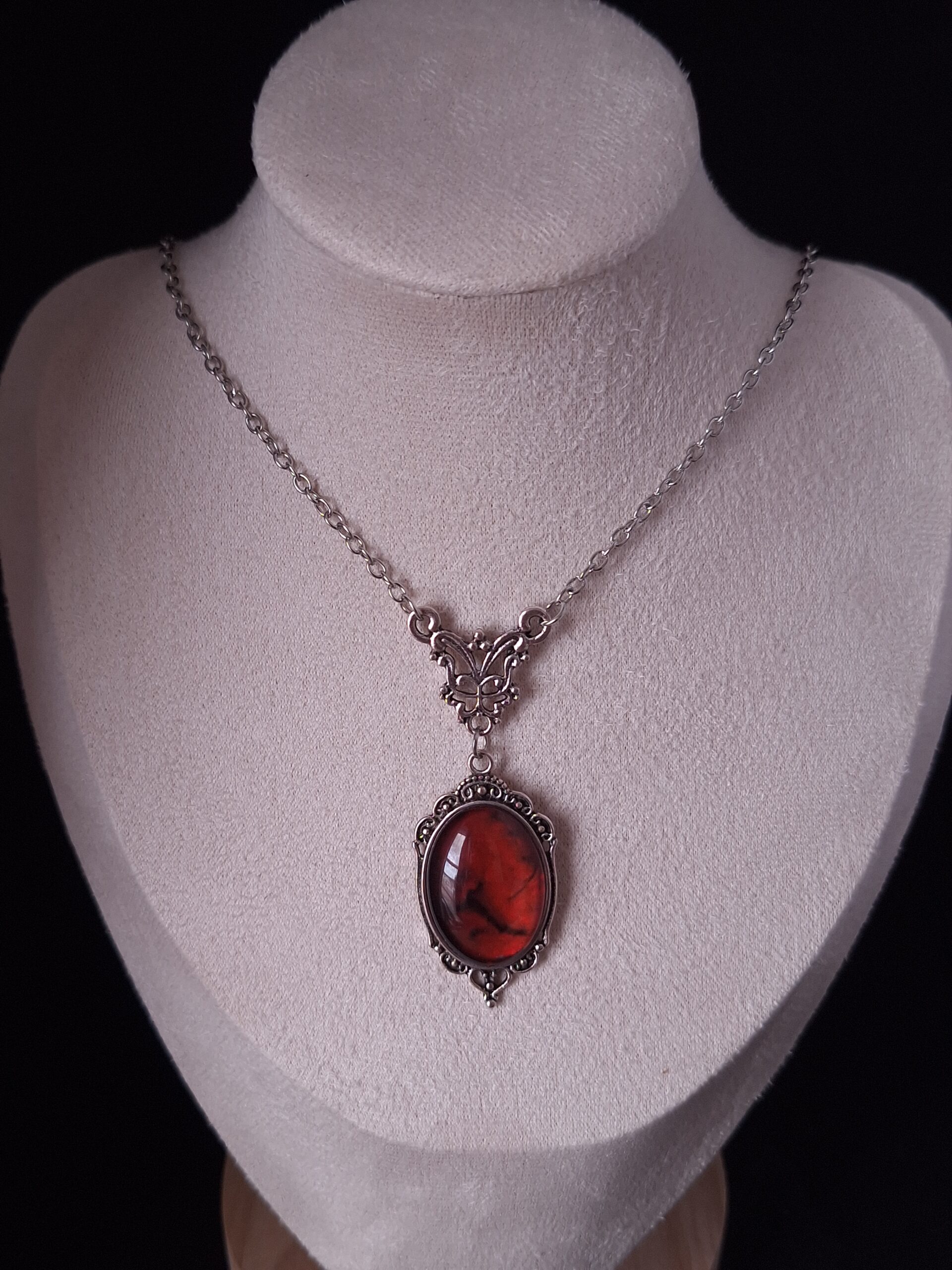 Pendentif d'imitation
