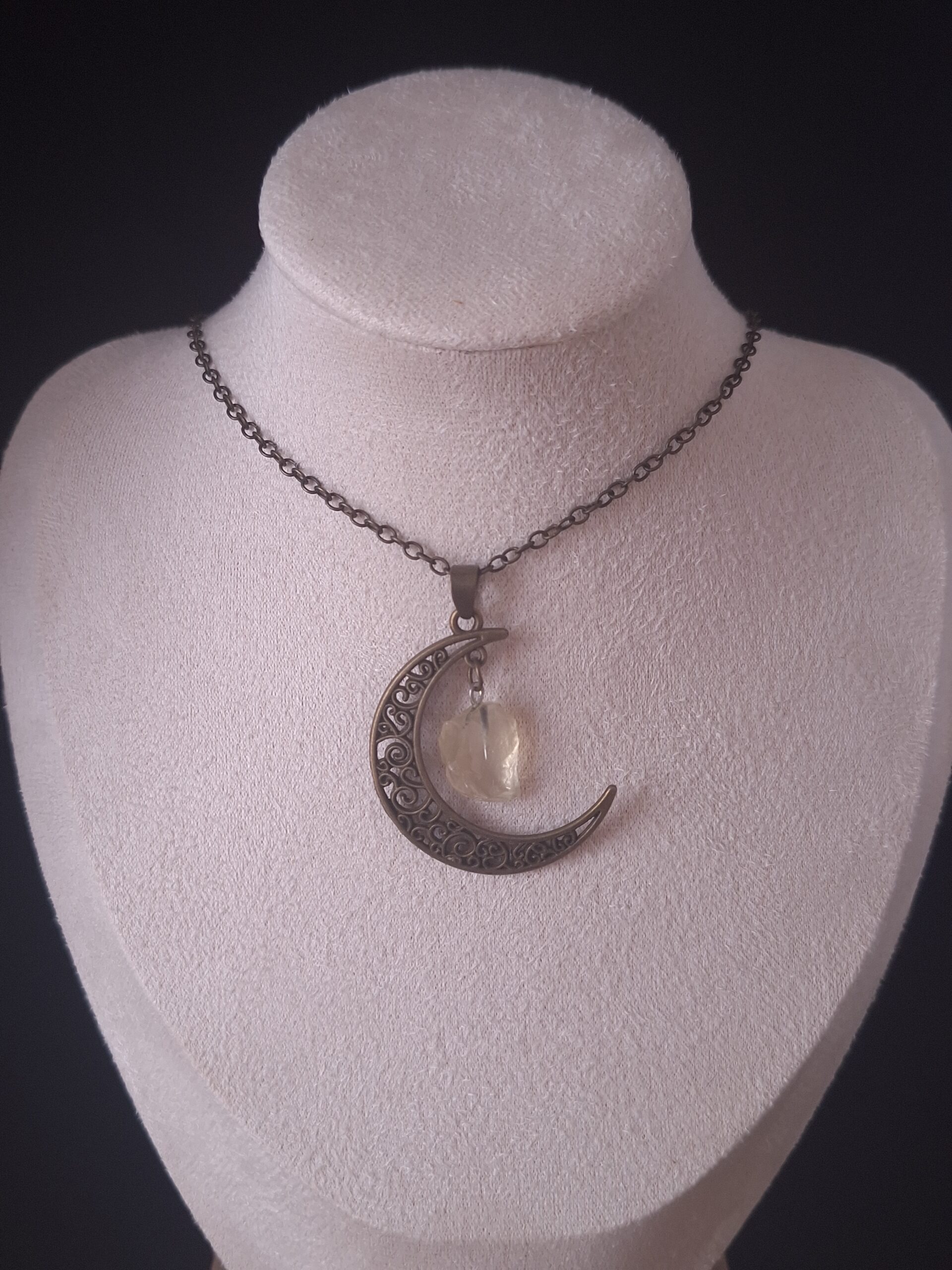 Pendentif en alliage demi-lune cristal citrine