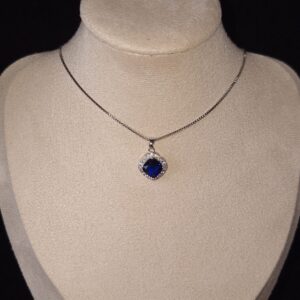 Pendentif Carré Bleu Saphir – Argent & CZ