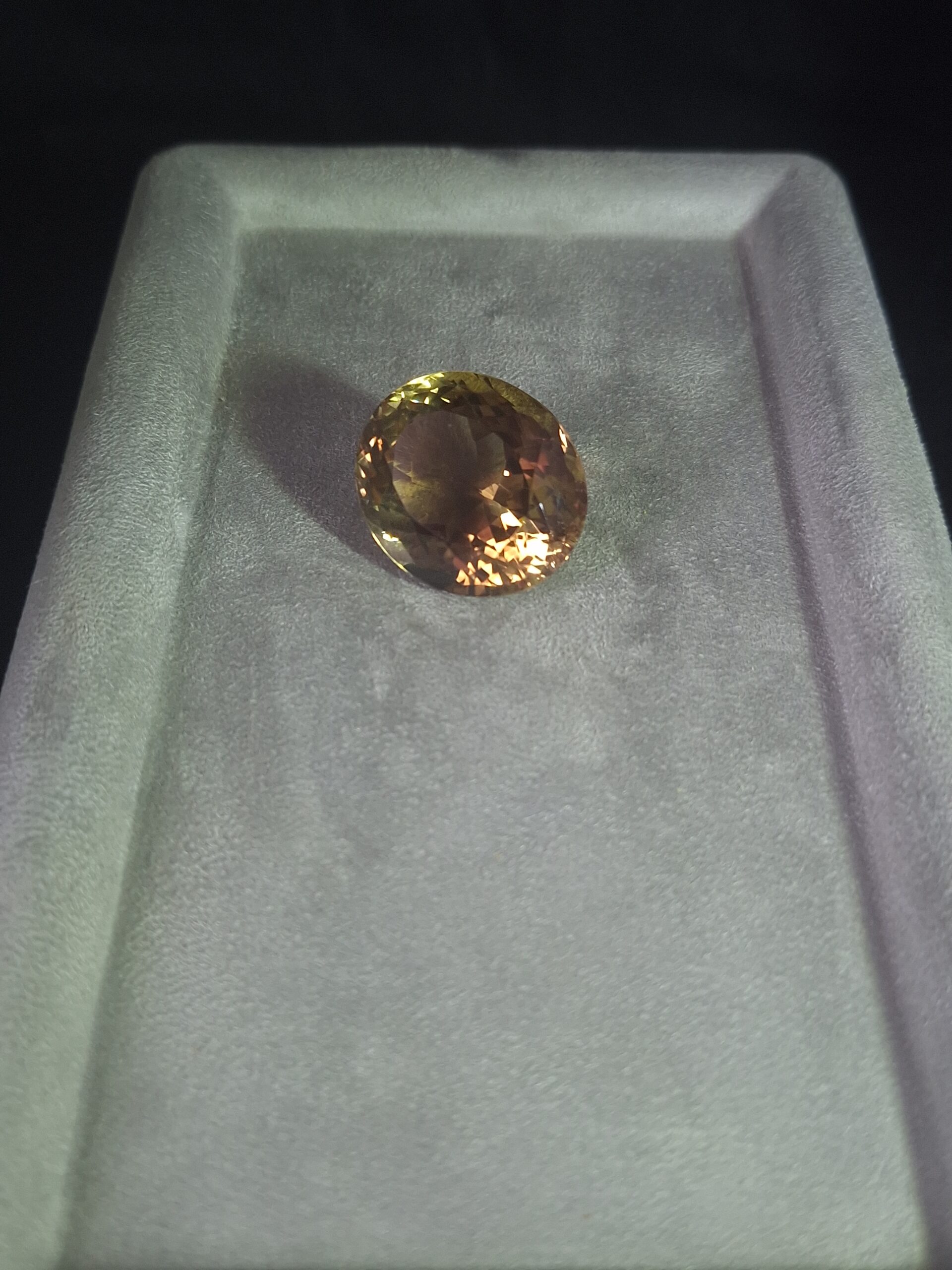 Citrine taille ovale naturelle