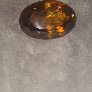 Citrine naturelle d’exception – Taille ovale mixte – 127 ct