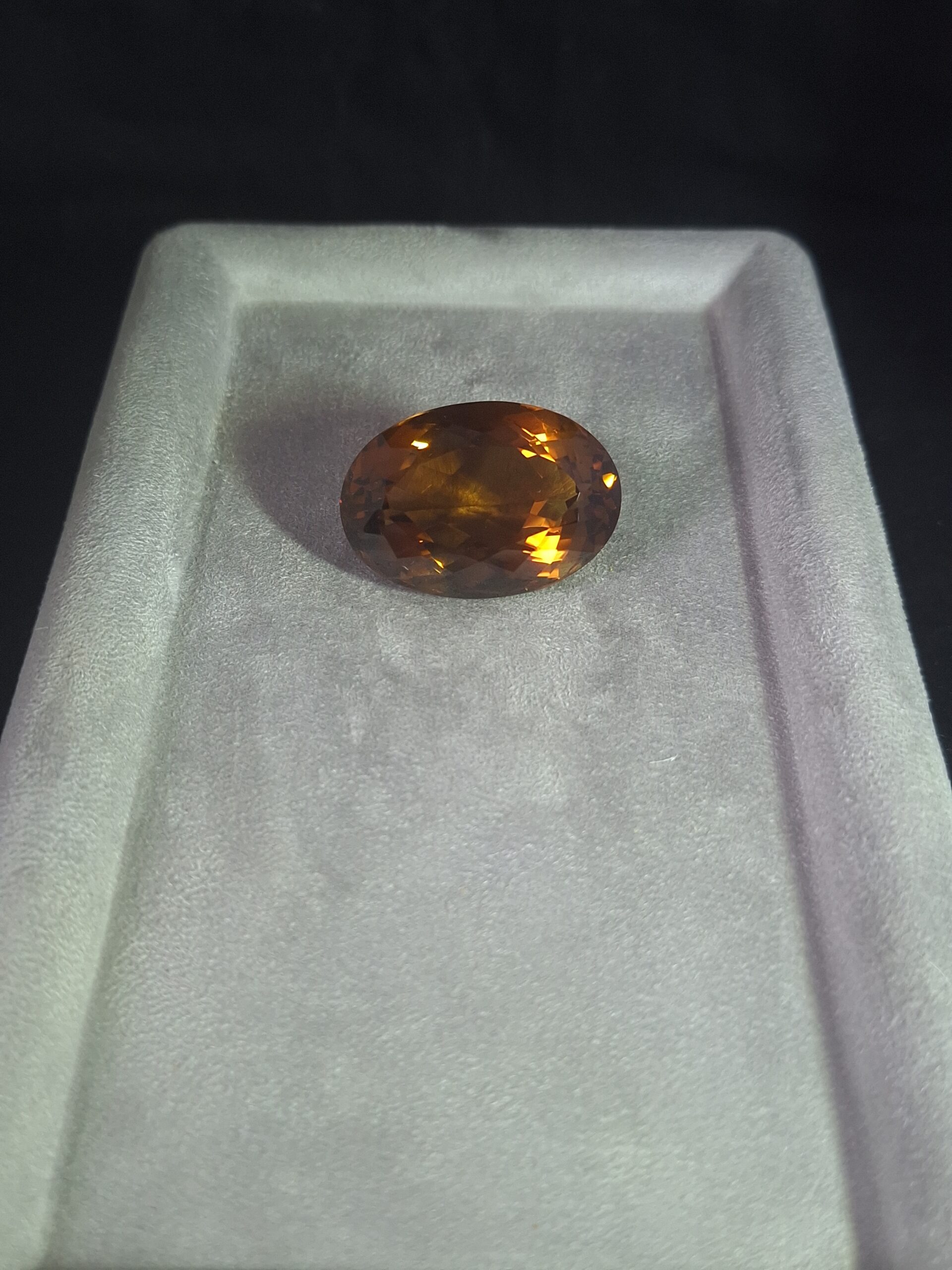Citrine taille ovale mixte naturelle
