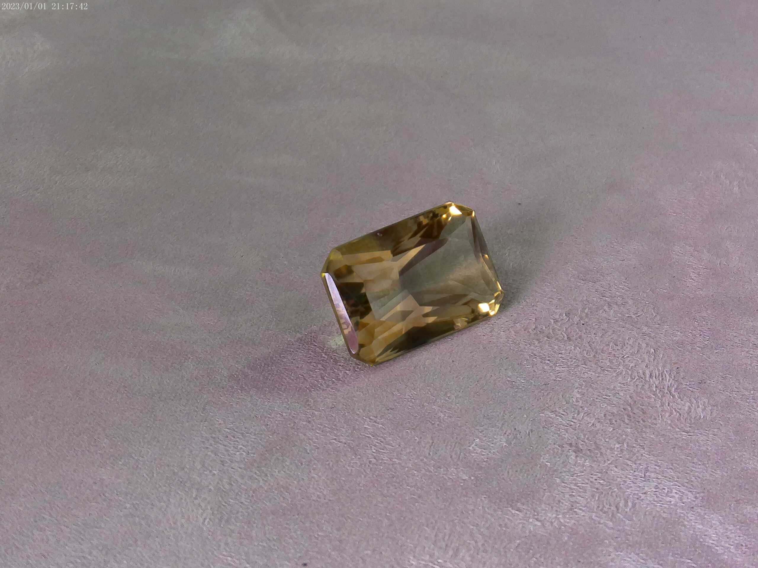 Citrine taille rectangle naturelle