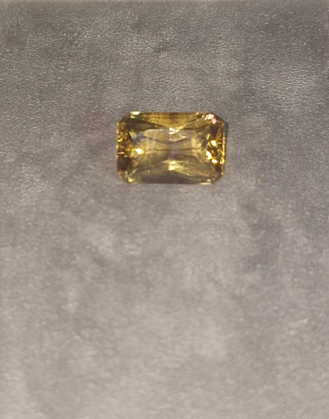Citrine taille rectangle naturelle