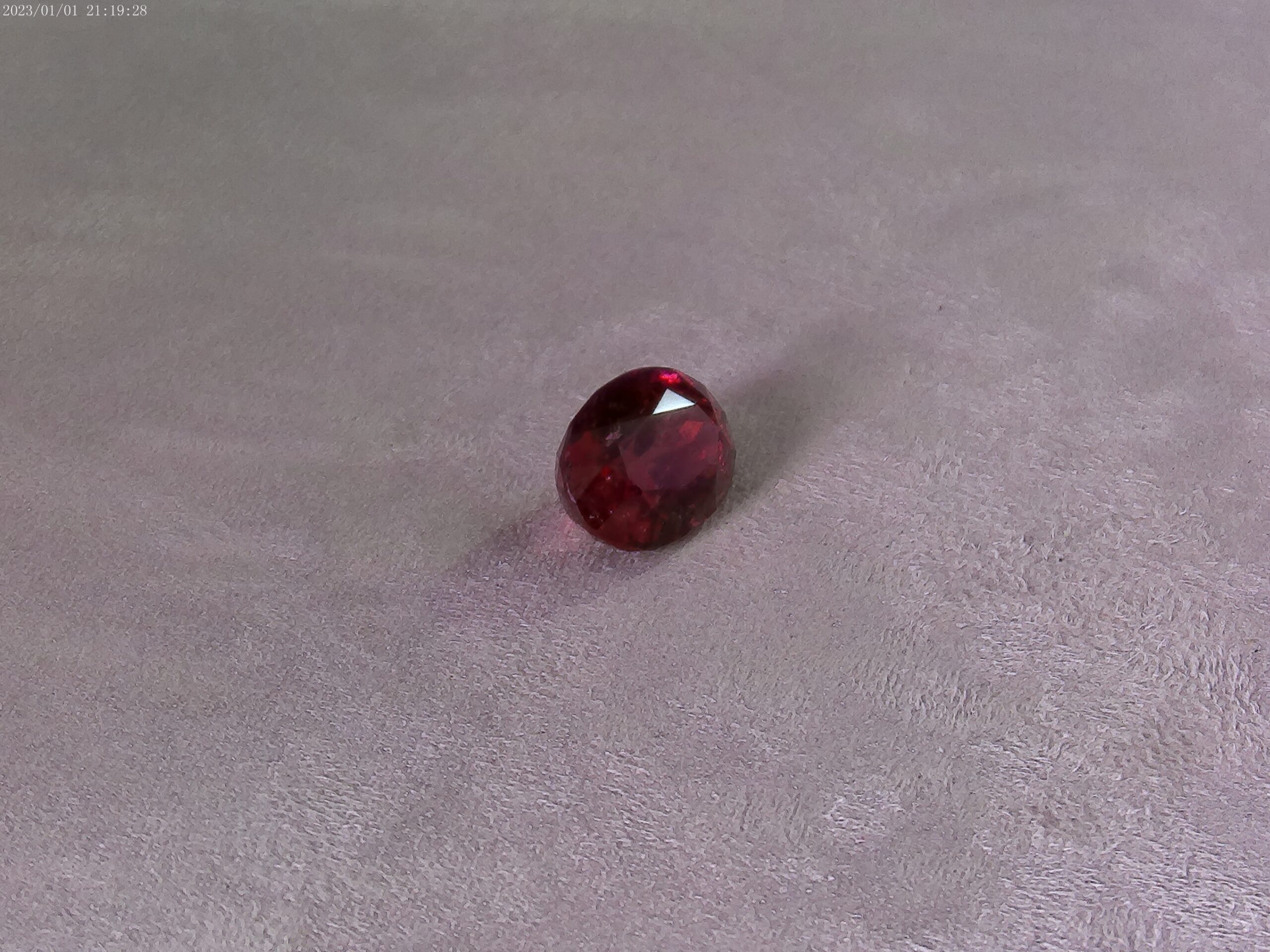Rubellite elbaïte taille ovale mixte naturelle