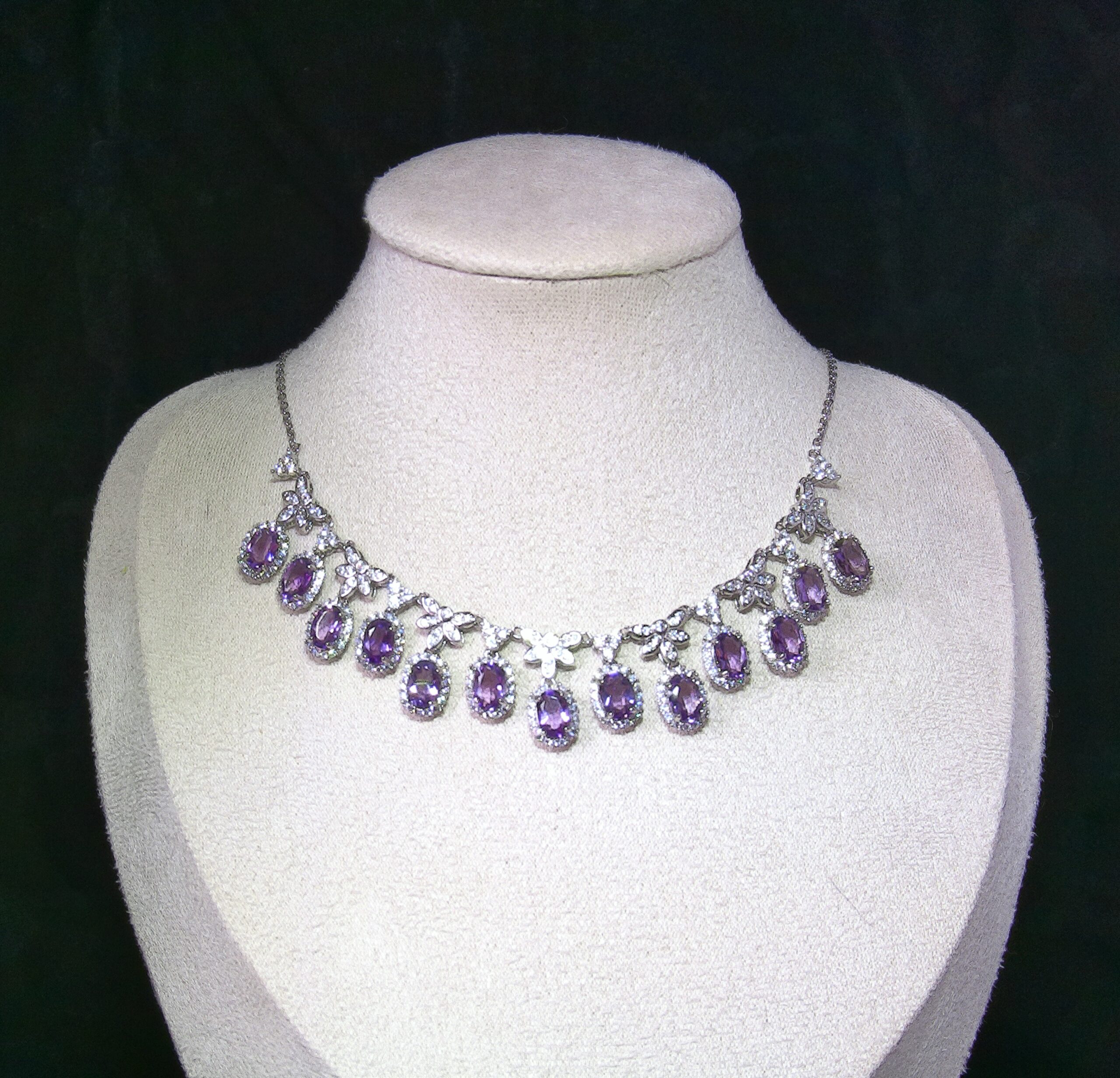 Collier d'améthystes ajustable