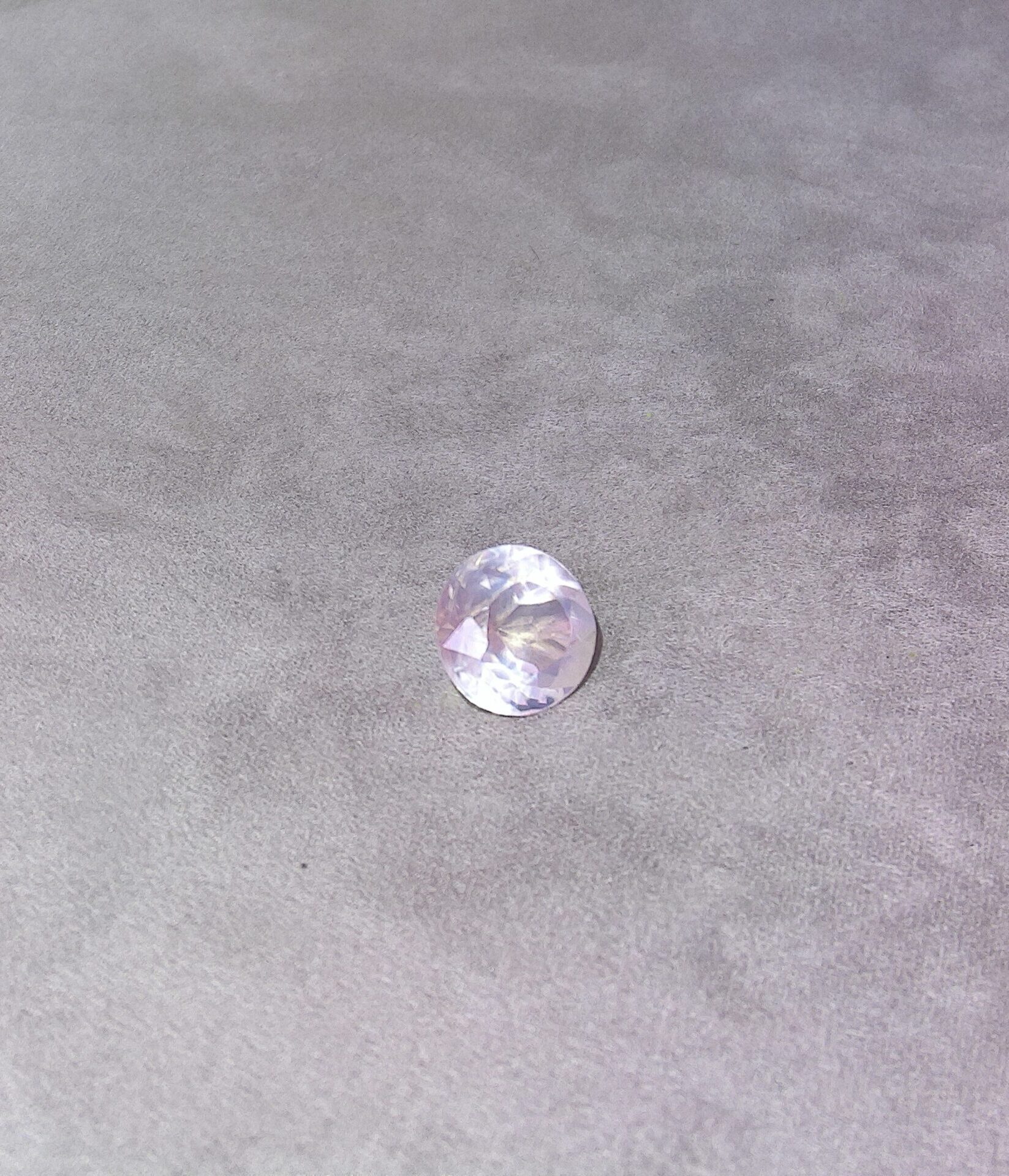Quartz rose taille ronde brillante