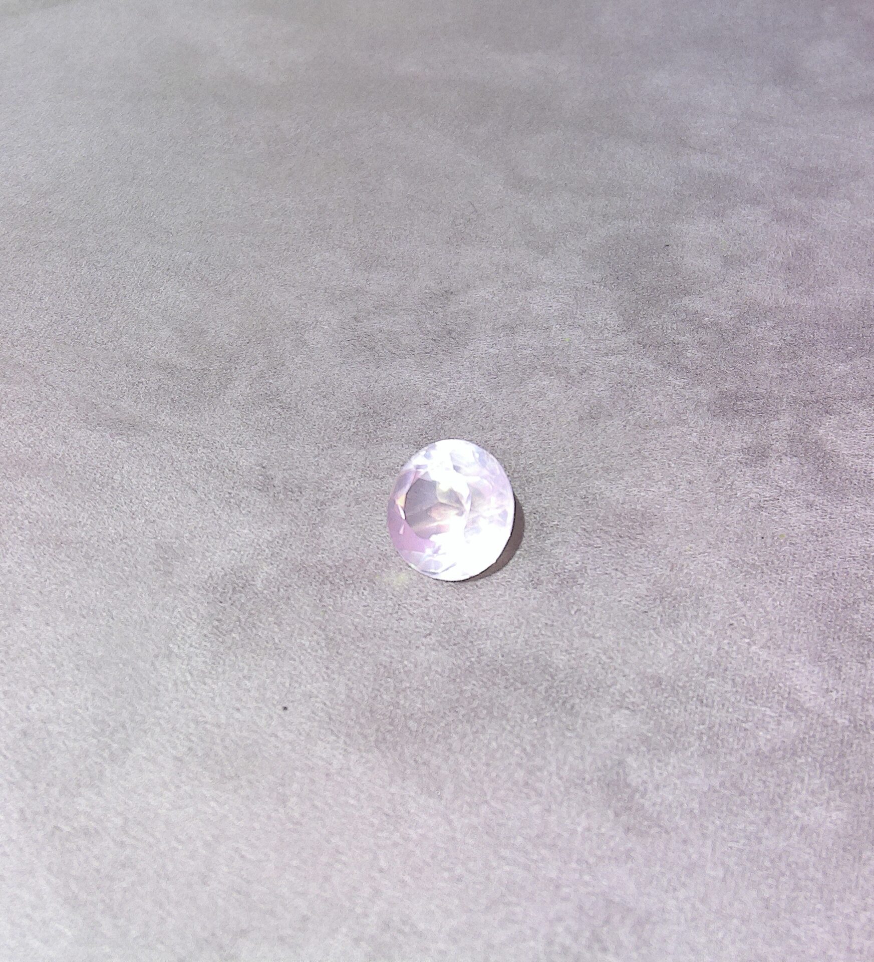 Quartz rose taille ronde brillante