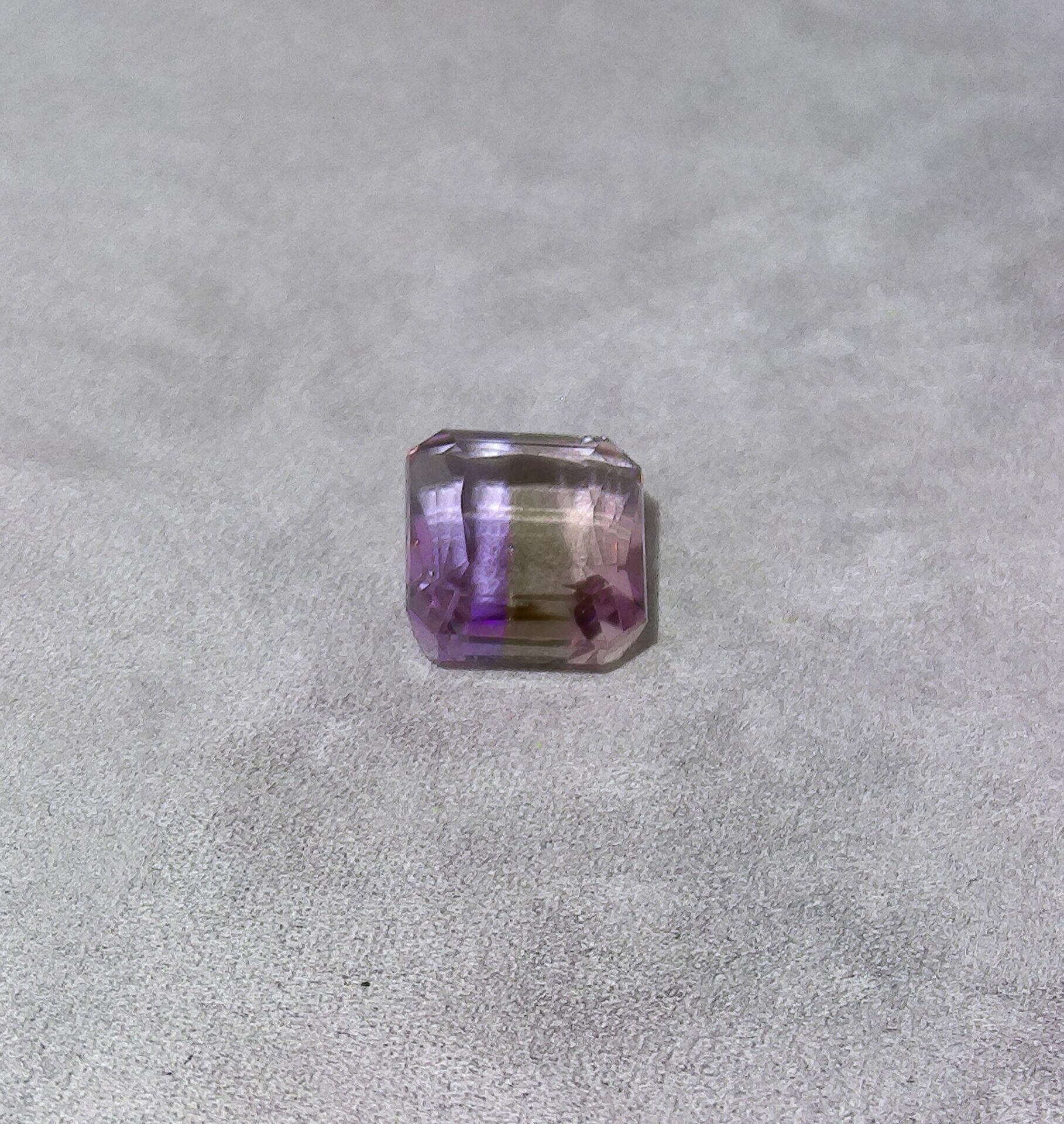 Quartz amétrine taille émeraude