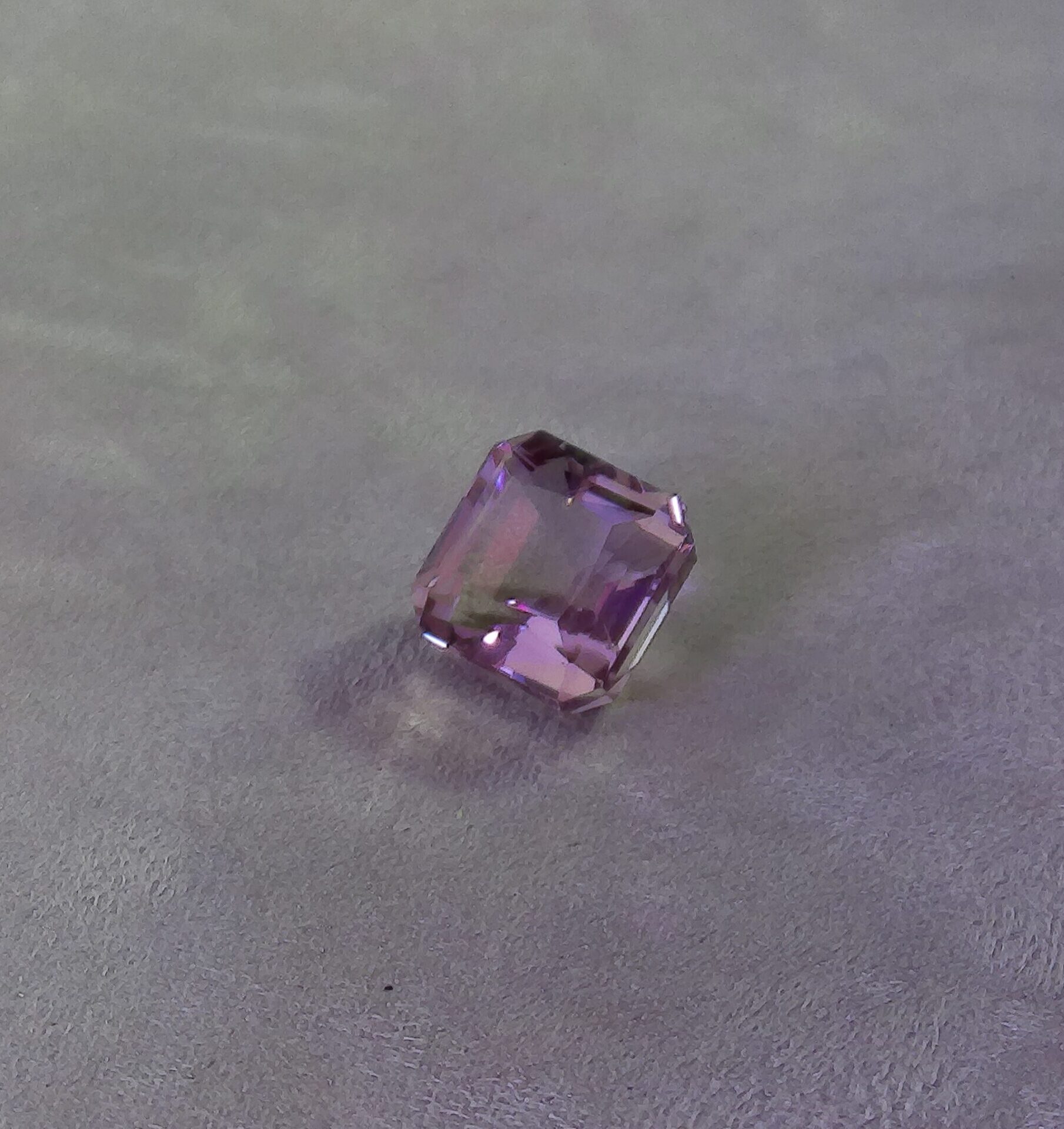 Quartz amétrine taille émeraude