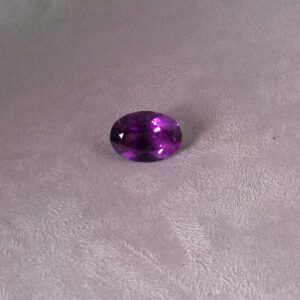 Quartz Améthyste – Taille Ovale – 10.60 Carats