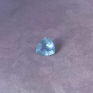 Aigue-Marine Naturelle 7.40 Carats – Taille Trillion Bleu Océan