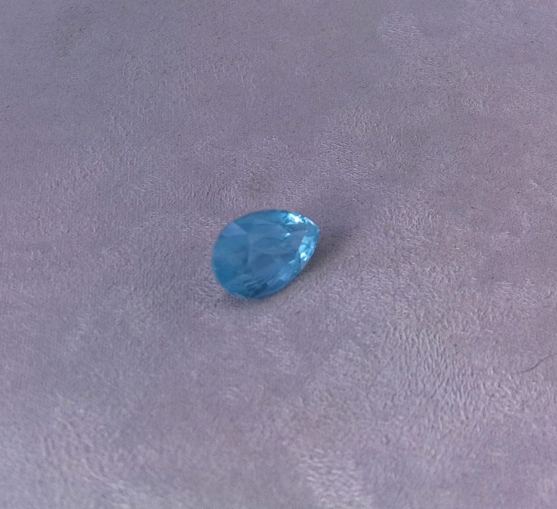 Aigue-marine taille poire