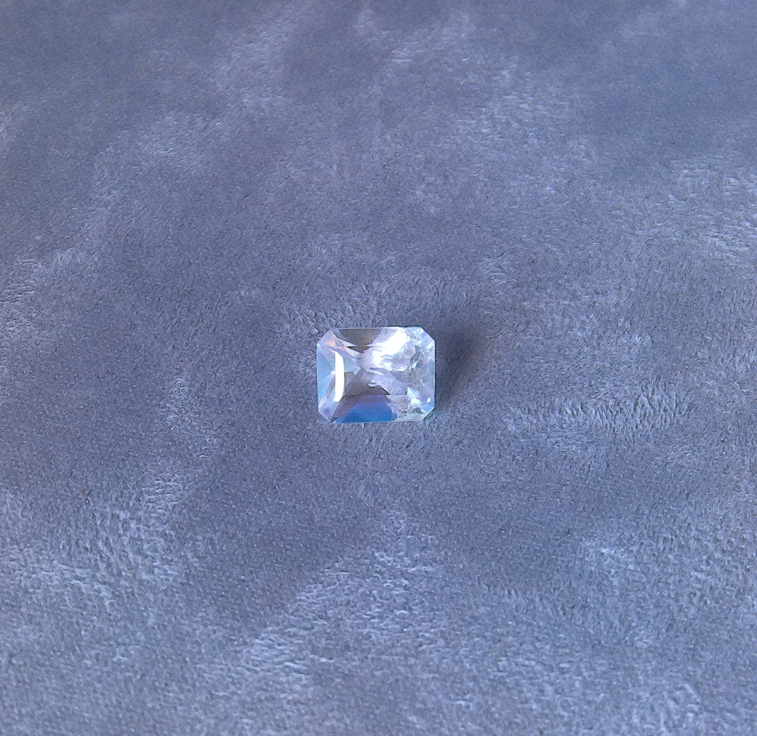 Spectrolite Naturelle Transparente 1,77 ct | Labradorite | Pierre Fine | BiotifulGems