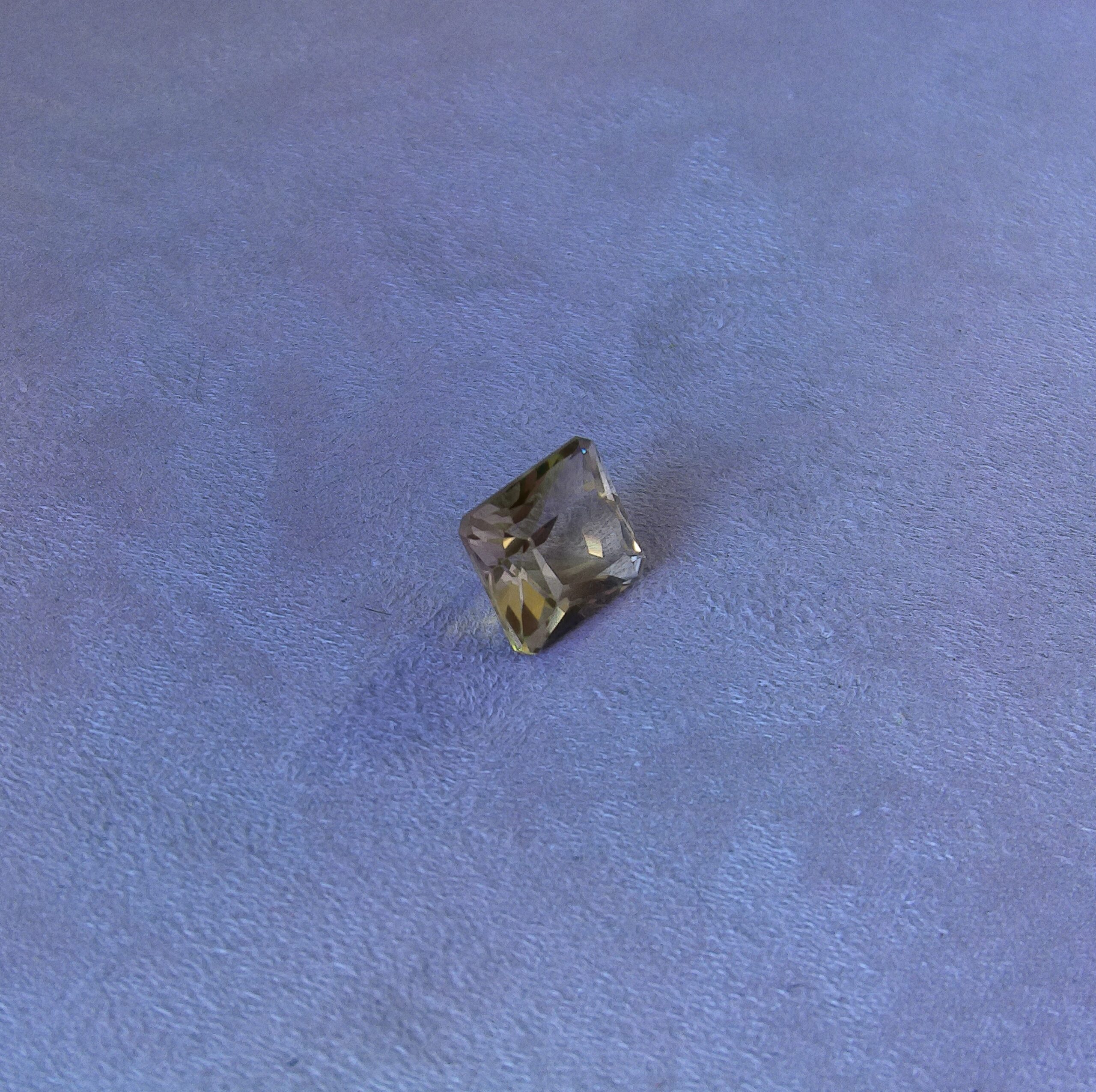 Citrine taille carré