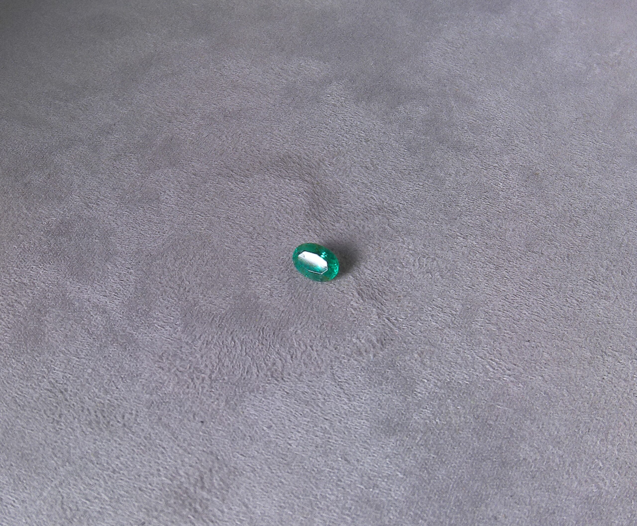 Émeraude naturelle 0.90 ct – Image 2