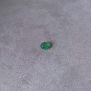 Émeraude naturelle 1.30 ct